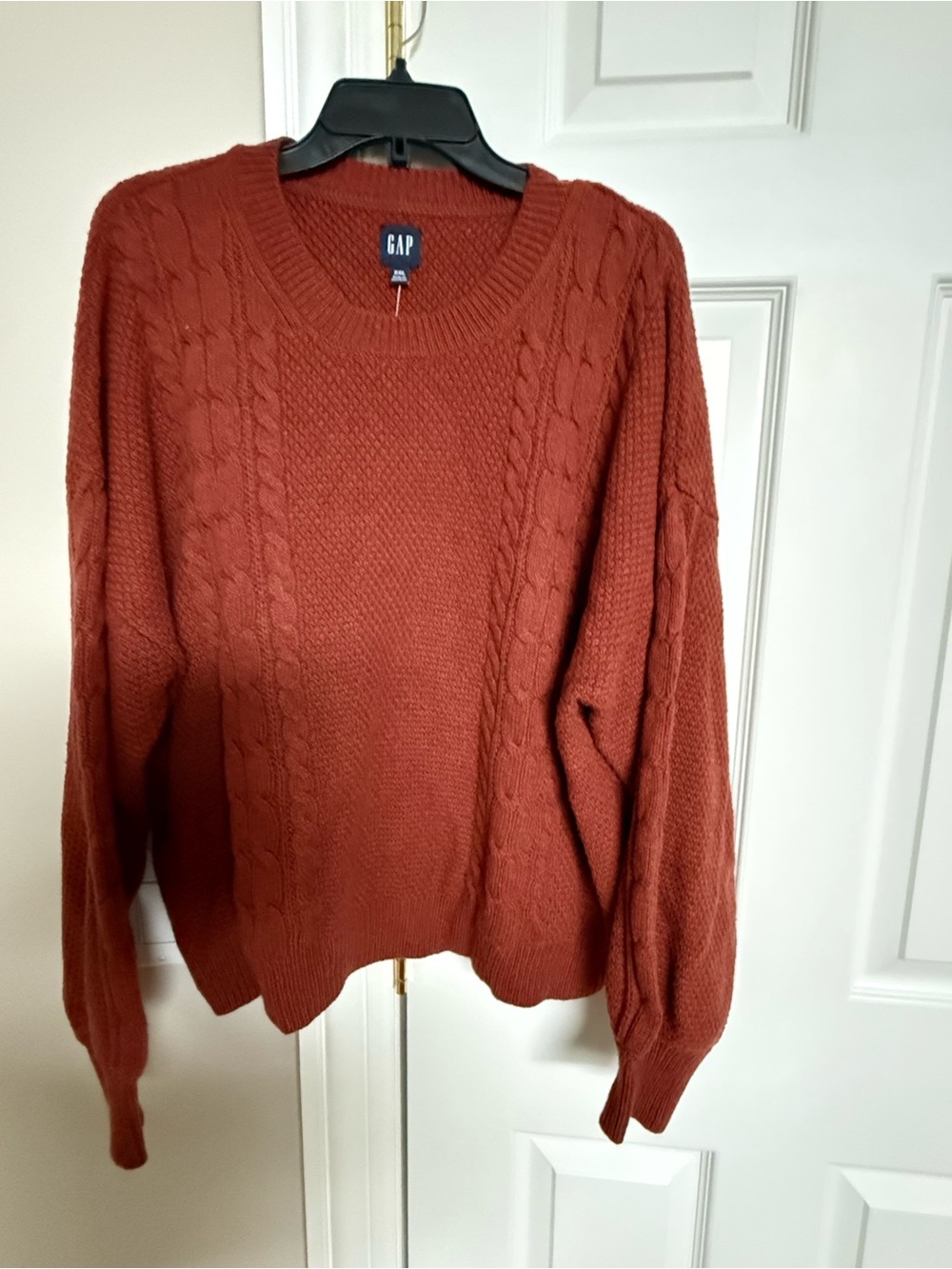 GAP Women's Cable-Knit Crew Sweater - Rust Orange